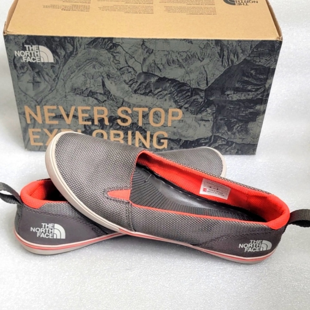 North Face Lite Basecamp Gray Orange Flats 6.5